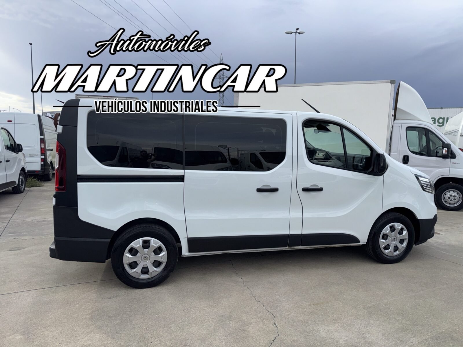 RENAULT TRAFIC 6 plazas