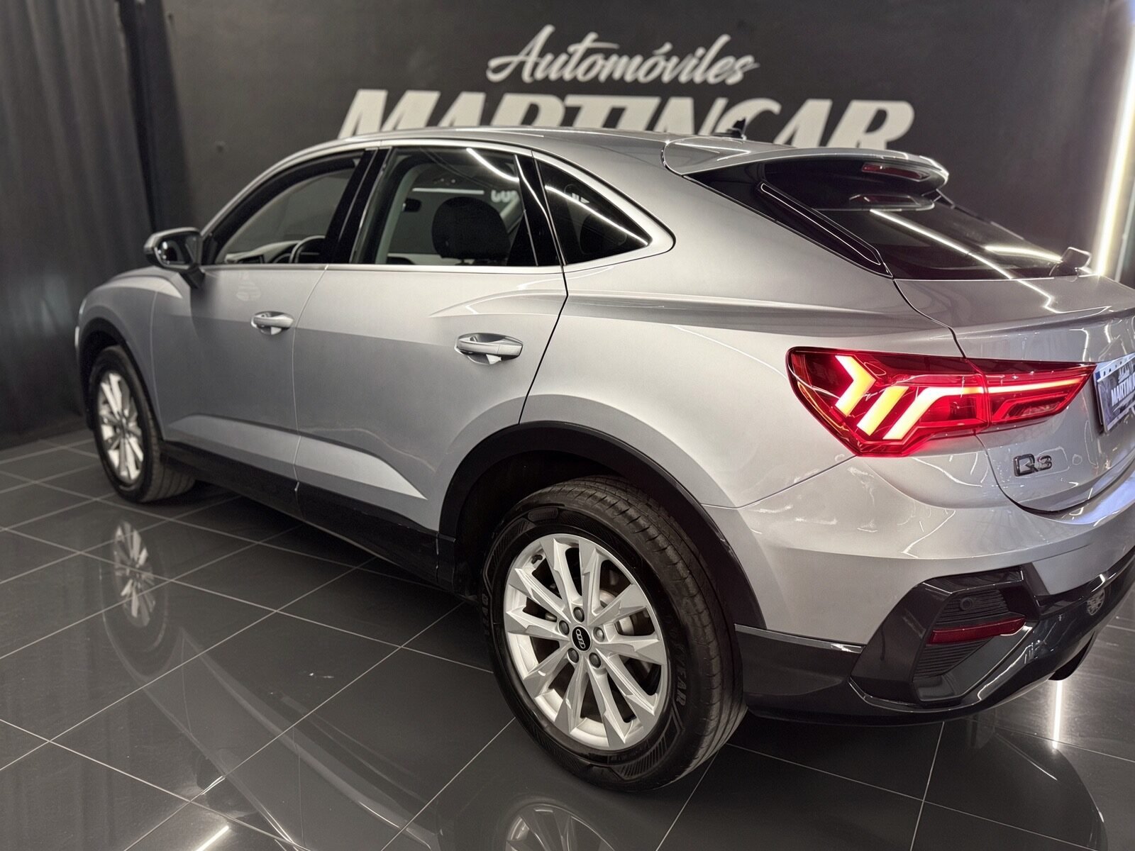 AUDI Q3 Sportback advance 