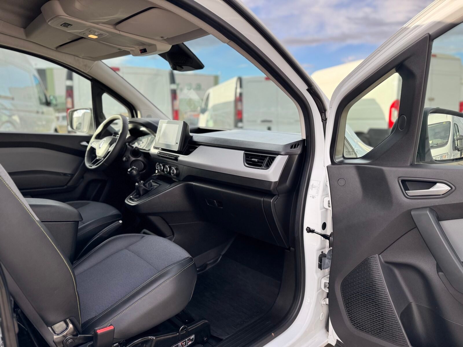 RENAULT KANGOO ABRETE SESAMO