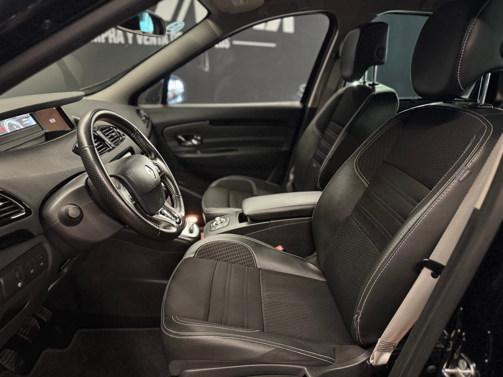 RENAULT GRAND SCENIC BOSE