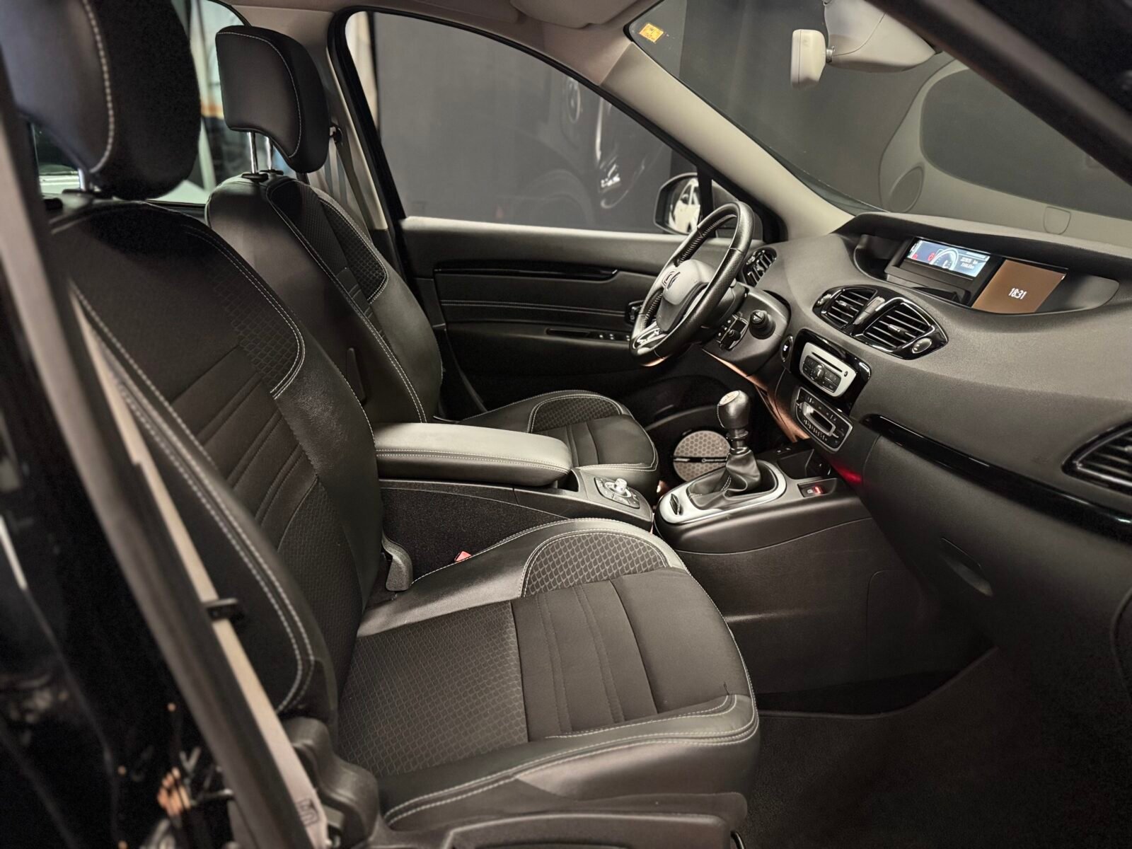 RENAULT GRAND SCENIC BOSE