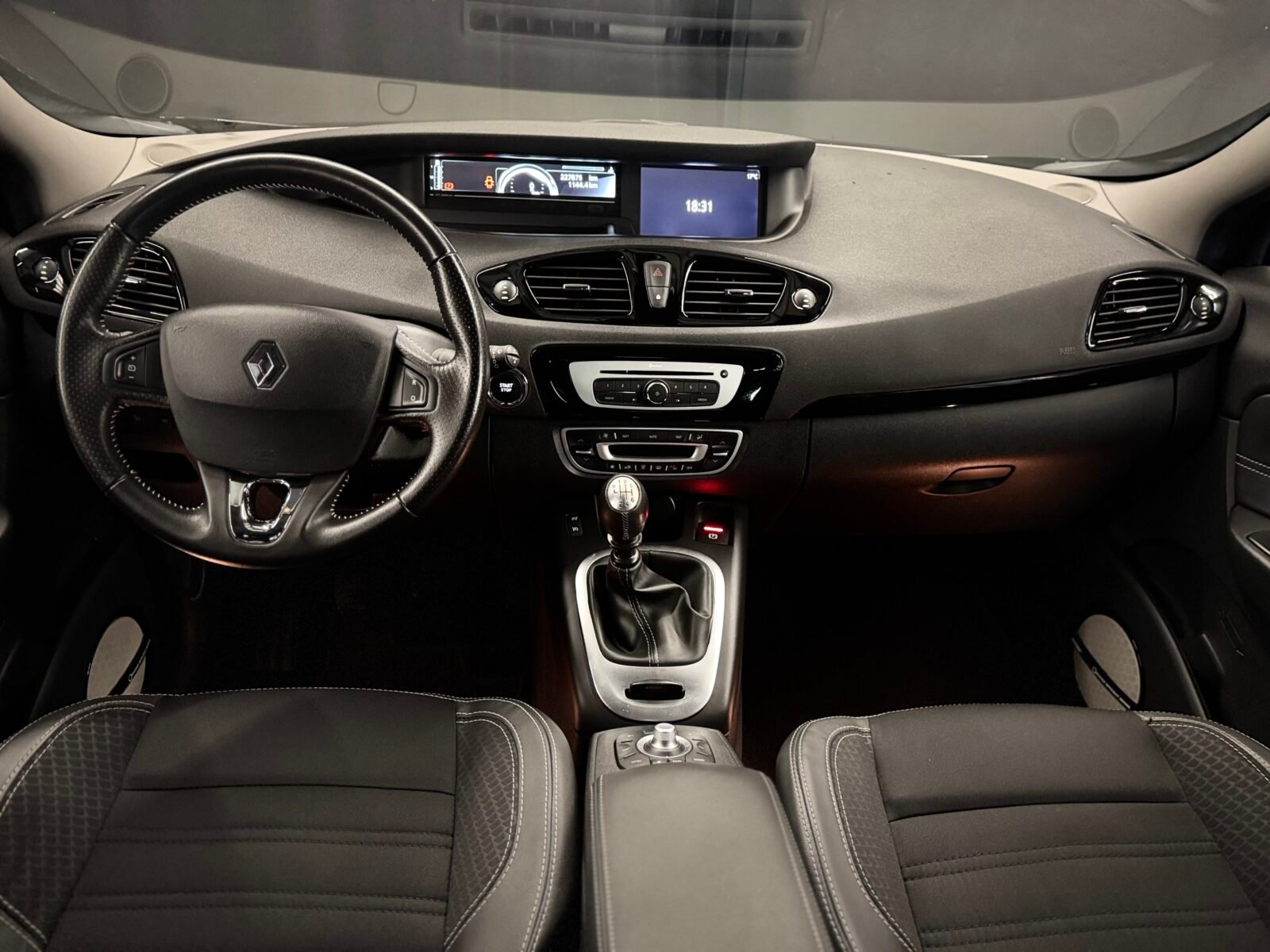RENAULT GRAND SCENIC BOSE