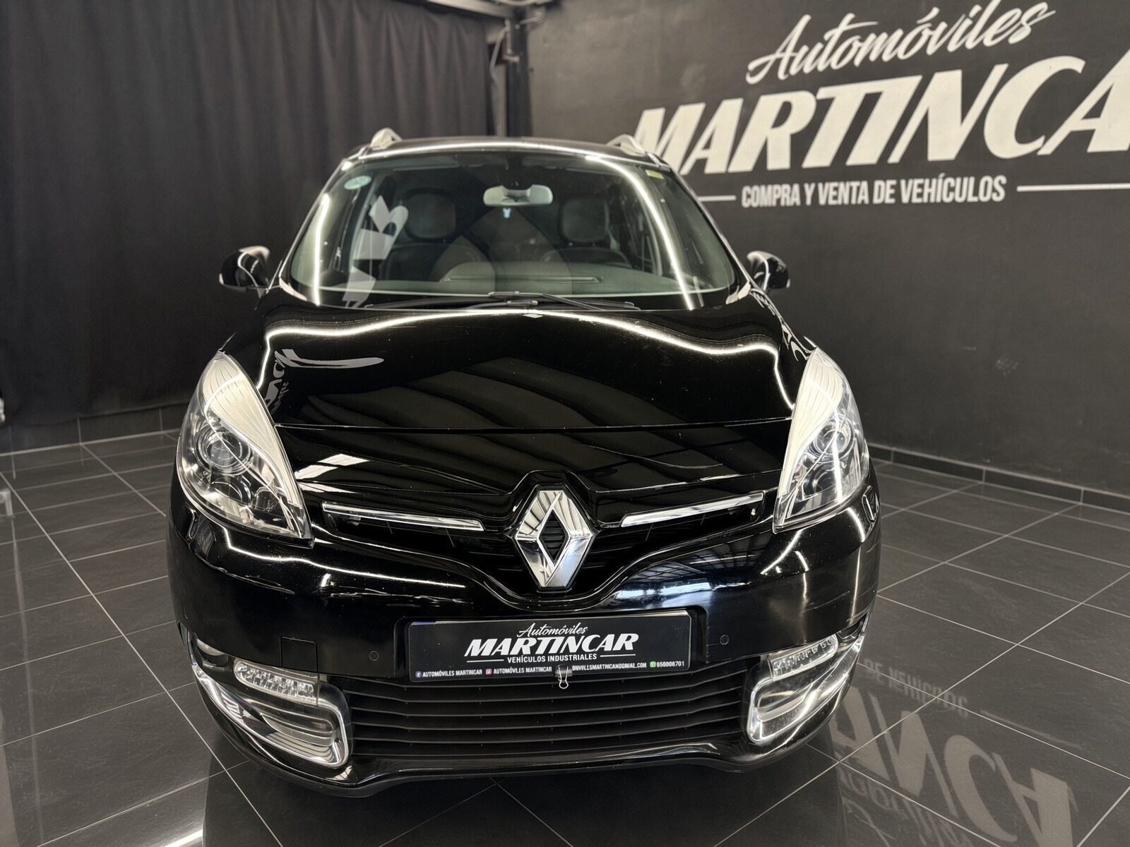 RENAULT GRAND SCENIC BOSE