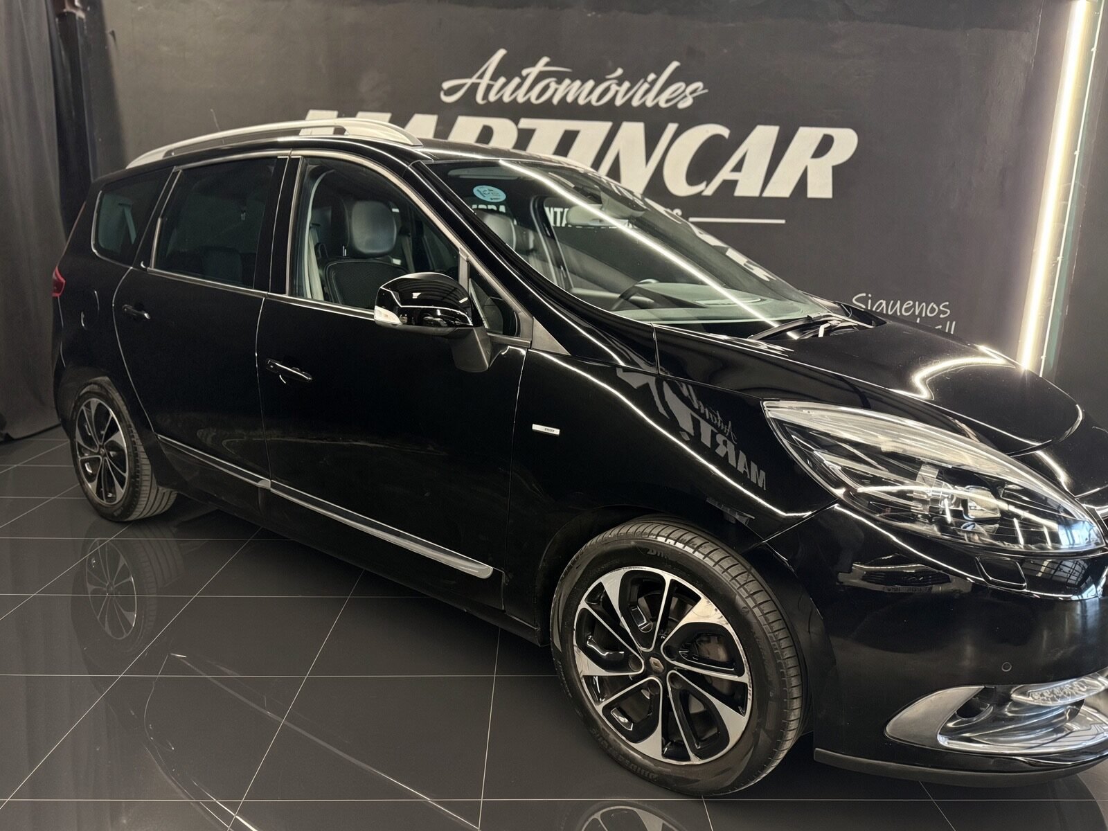 RENAULT GRAND SCENIC BOSE
